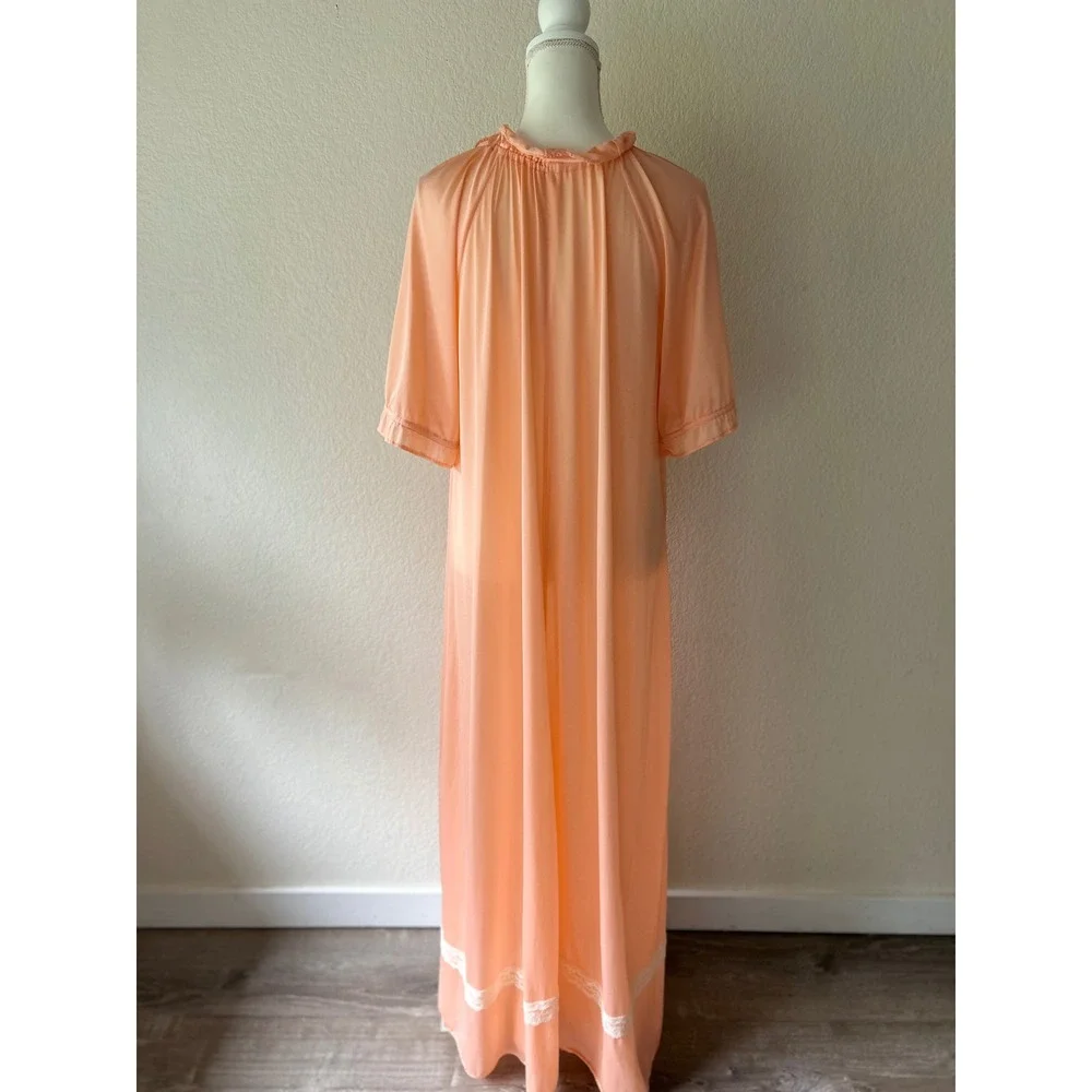 Vintage Peach Ruffle Neck Lace Hem Maxi Nightgown Sleepwear Peach Short Sleeve